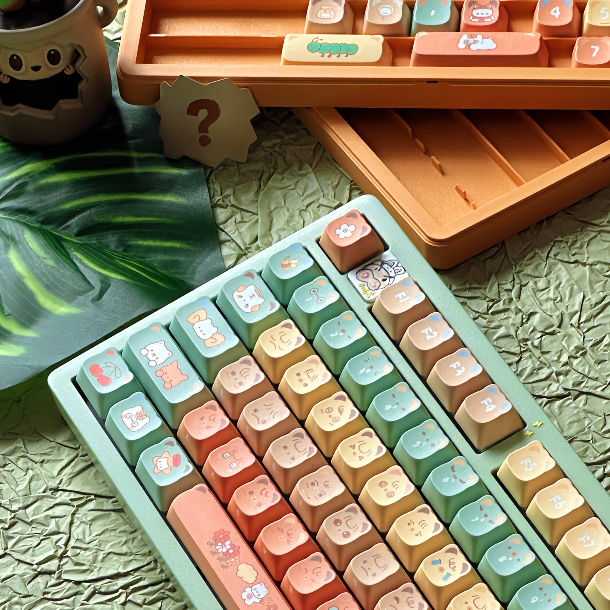 小熊草莓键盘玩具手机版(小熊草莓酱的另一个情侣网名)